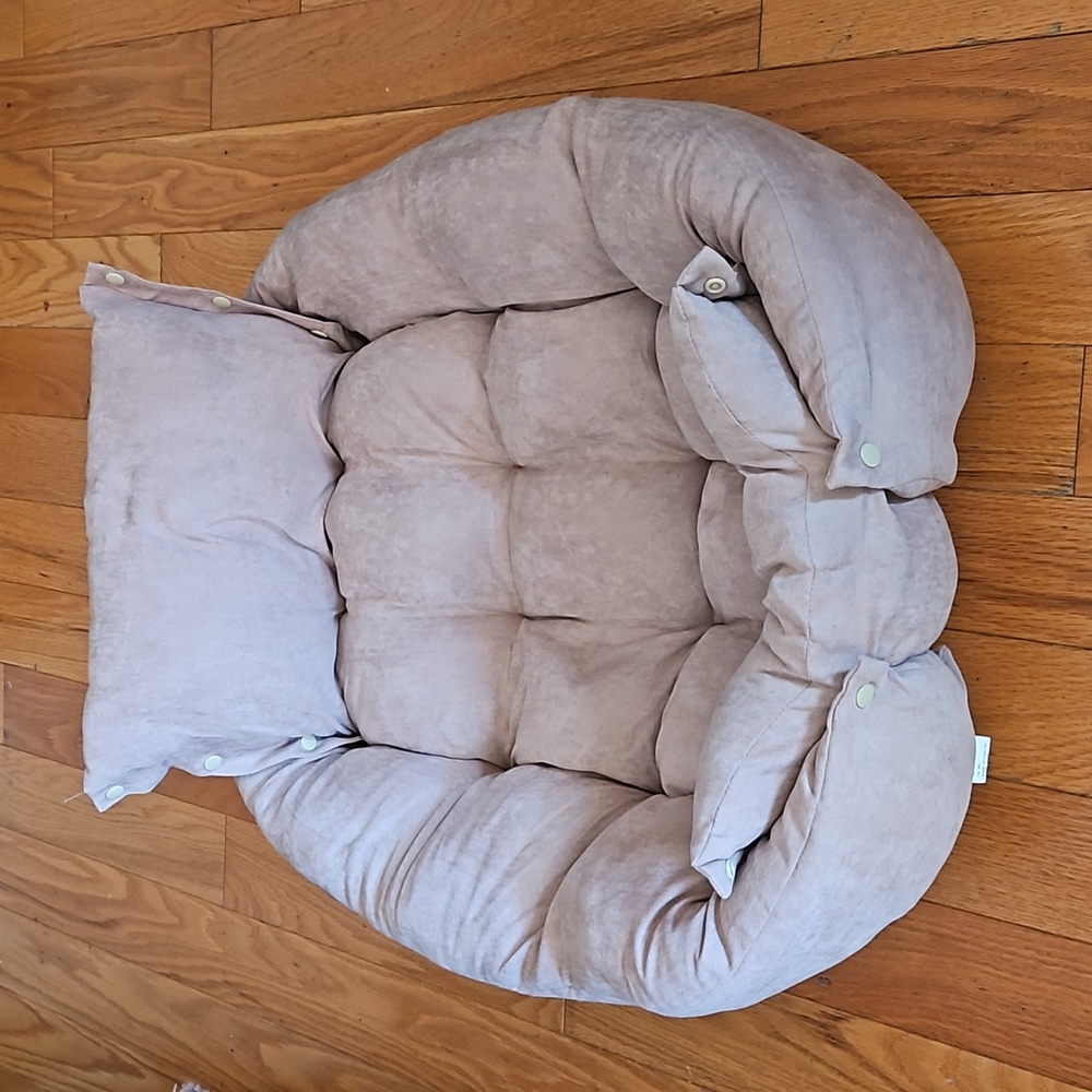 Brand New Luxurious cushioned sofa or Pet bed mat